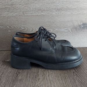 Dr. Martens 8669 Vintage Made in England Black Heeled Shoe Size 9 US